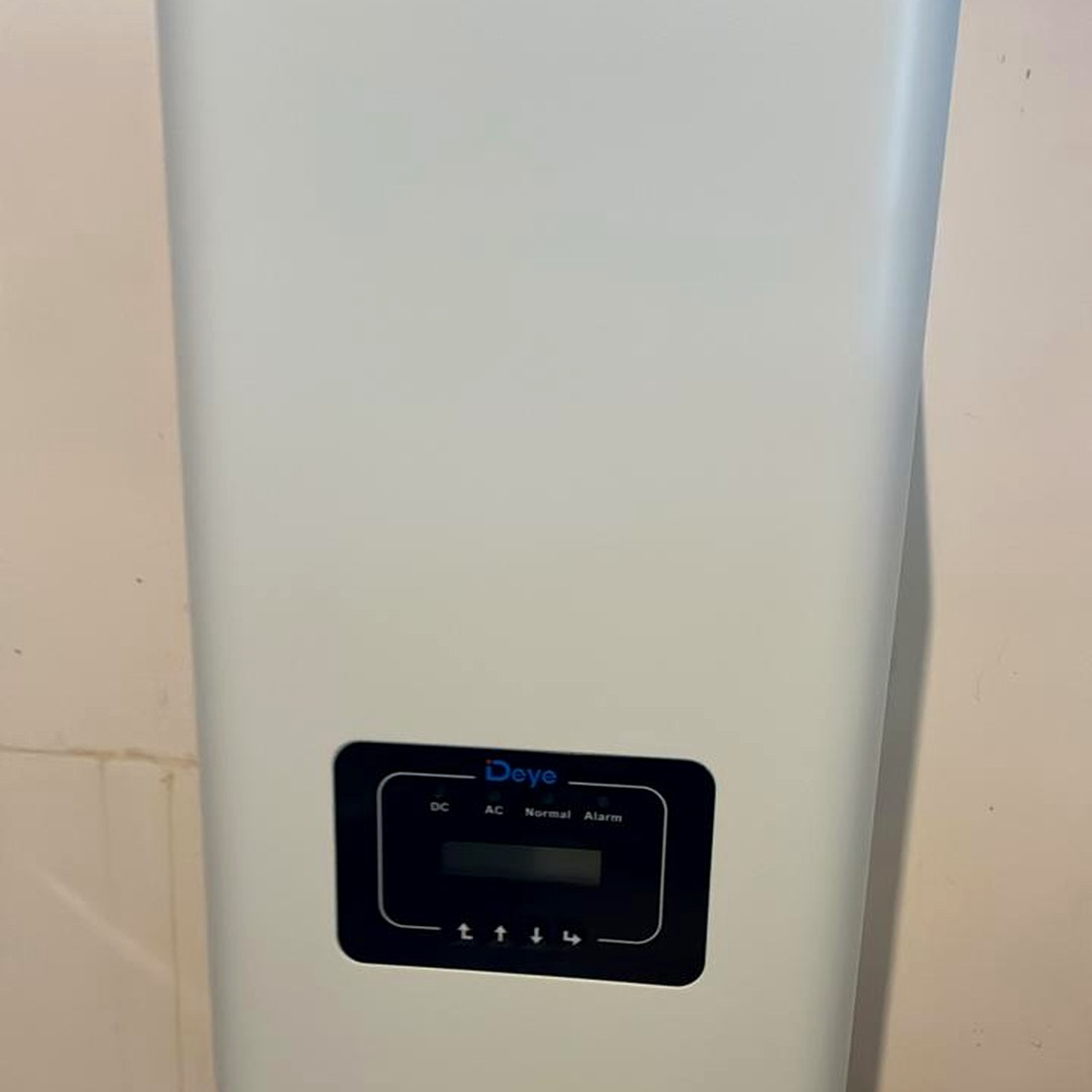 03 — Proyecto Gualeguaychú · Jinko 610 Wp + inversor Deye 6 kW (bombeo solar Entre Ríos)