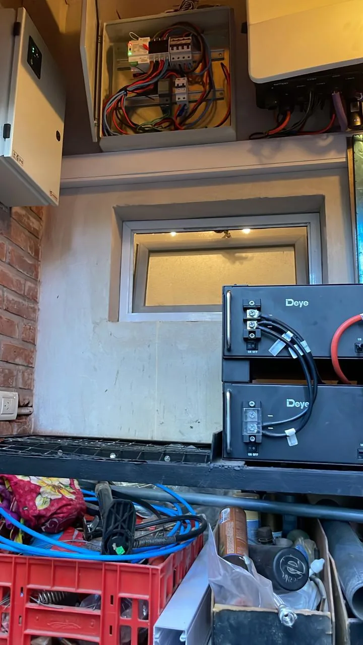 40C — Casa Daniel Panarotti · calle 383-4396 (Quilmes Oeste) ·… — artículo relacionado · baterías de litio y respaldo